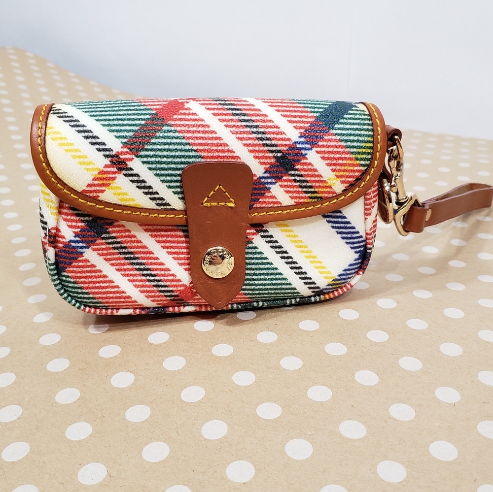 Dooney & Bourke Wristlet